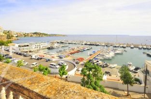 https://www.john-taylor.com/spain/sale/villa-property/mallorca/palma-de-mallorca/san-agustin/V1395PM/