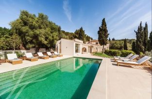 https://www.john-taylor.com/spain/sale/villa-property/mallorca/andratx/s-arraco/V1563PM/